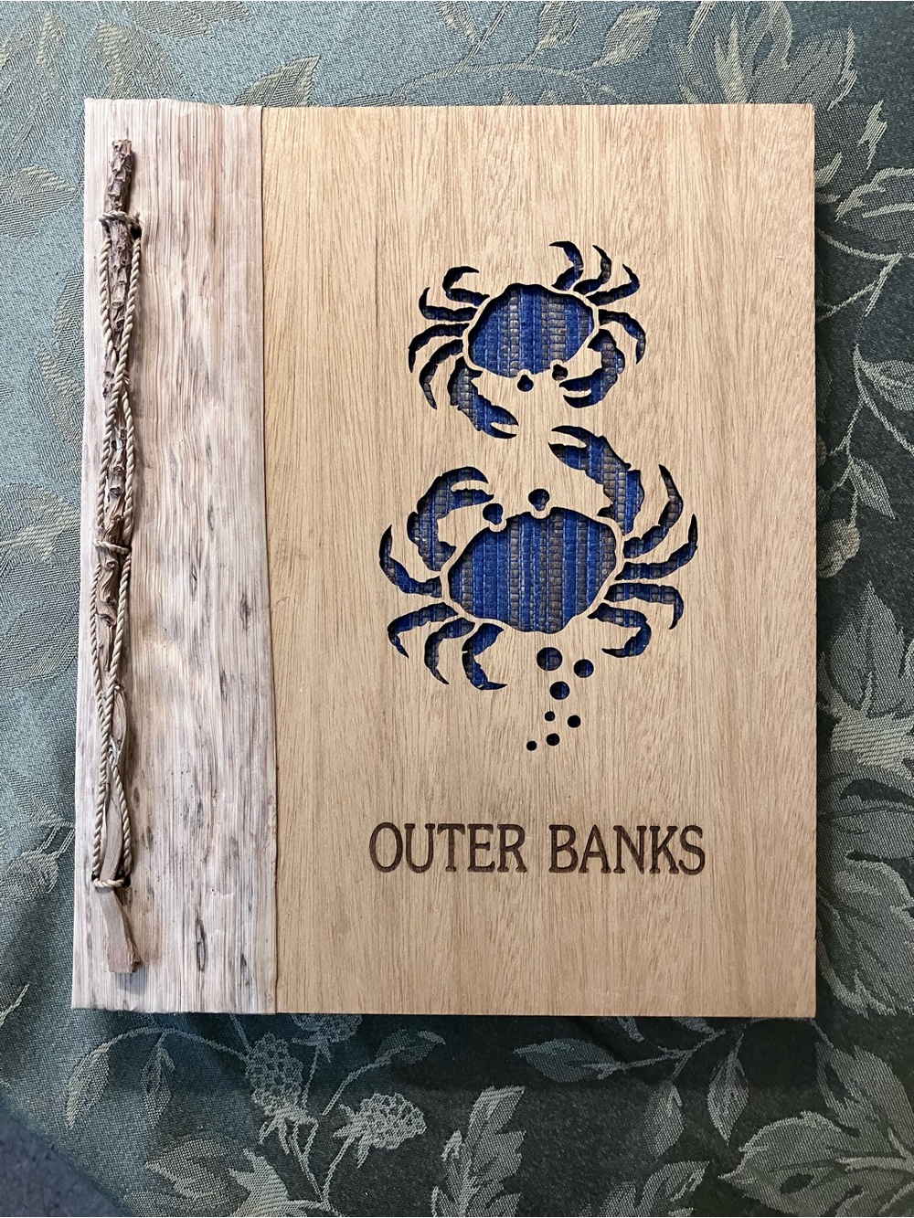 NWOT Outer Banks  Photo Album / Scrapbook 11 x9 Handcrafted Blue Crab  OBX NC